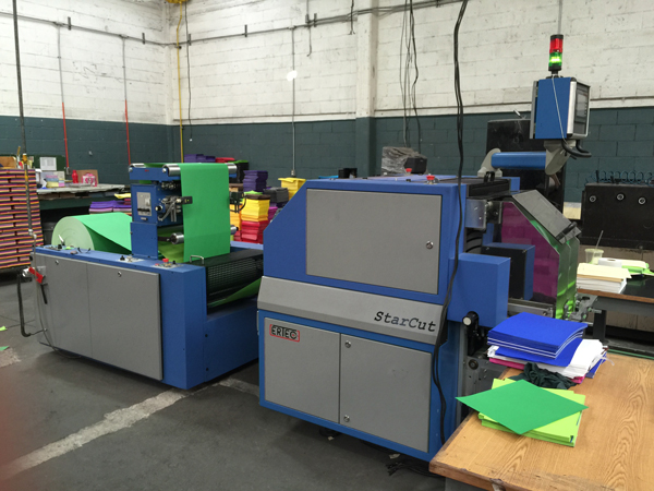 1. MÁQUINA CORTADORA DE PAPEL PARA IMPRENTA STARCUT 520