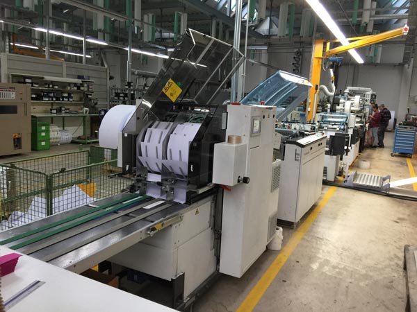 MÁQUINA APILADORA AUTOMÁTICA STACKER 520 ST-4